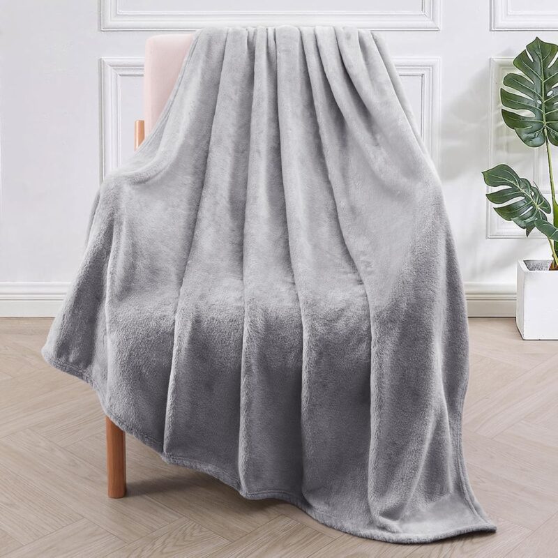 Exclusivo Mezcla Extra Large Fleece Throw Blanket for Couch, Sofa, 300GSM Super Soft and Warm Blankets, Light Grey Throw All Season Use, Cozy, Plush, Lightweight, 50x70 Inches - Image 2