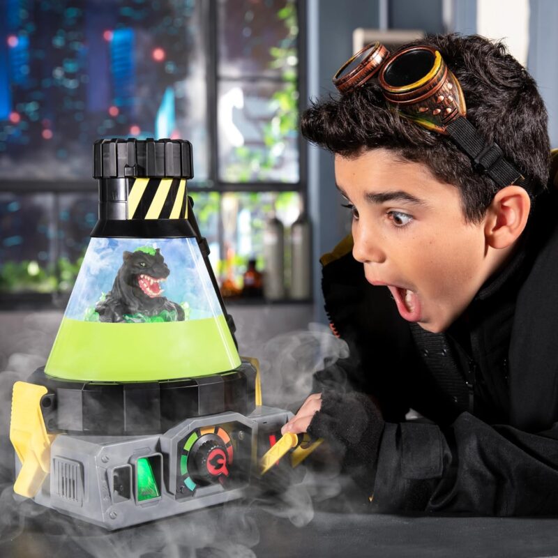 Beast Lab - Stealth Strike Big Cat Beast Creator. Add Ingredients & Follow Experiment's Steps to Create Your Beast! with Bio Mist & 80+ Lights, Sounds & Reactions - Style May Vary | Amazon Exclusive - Image 3