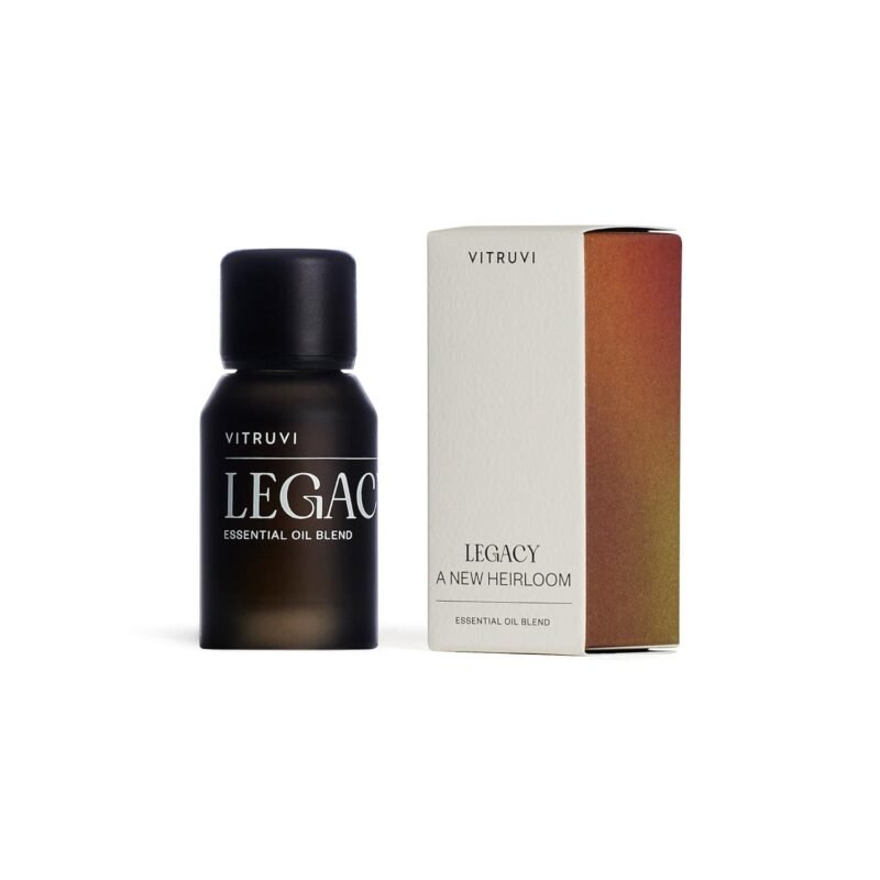 Vitruvi Legacy Woodsy Essential Oil Blend with Rose, Bergamot, Frankincense, Cedarwood - Image 2