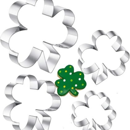 Clover Cookie Cutter Set, 4-Piece St. Patrick's Day Shamrock Cookie Cutter Set, Metal Irish Holiday Party Supplies 4'', 3.2'', 1.85'', 1.3'', Stainless Steel Baking Kit