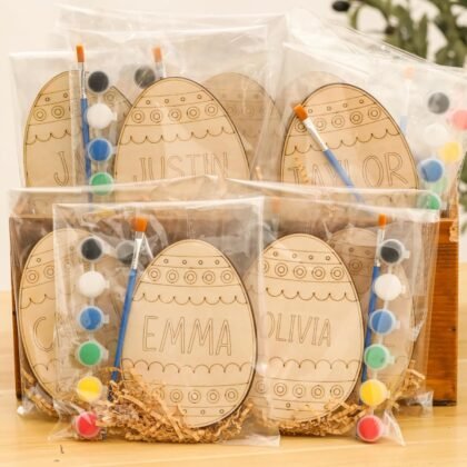 Personalized Easter Egg Painting Kit,Custom Wooden Egg with Kid’s Name,DIY Easter Craft Set for Basket Stuffers, Gift for Family or Grandchilds,Holiday Party Decoration (Single)
