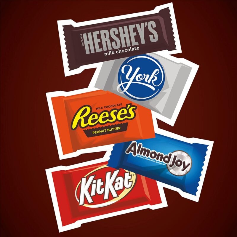 Hershey Assorted Chocolate Flavored Snack Size, Candy Party Pack, 33.43 oz - Image 4