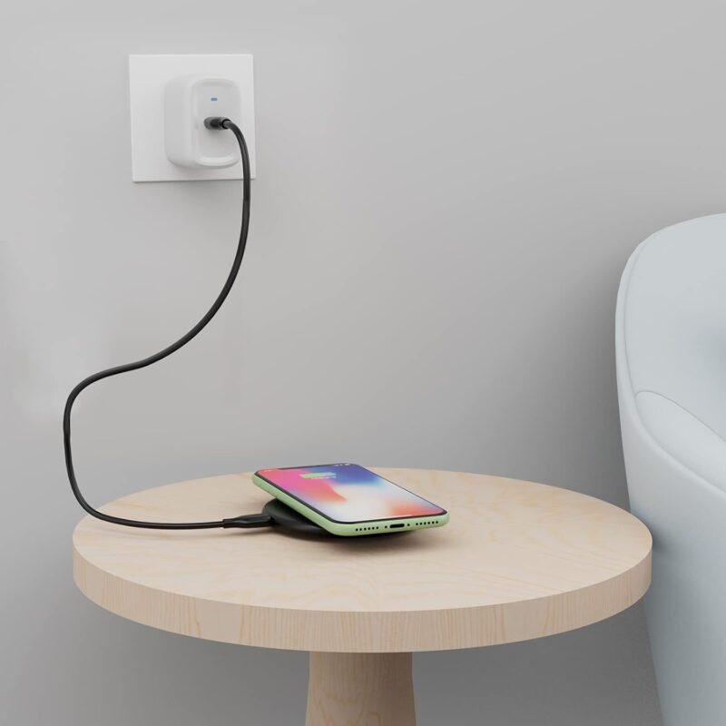 Amazon Basics 15W Qi Certified Wireless Charging Pad for iPhone 16/15/14/13/12/11/X, Samsung and More, with USB Cable, Black - Image 7