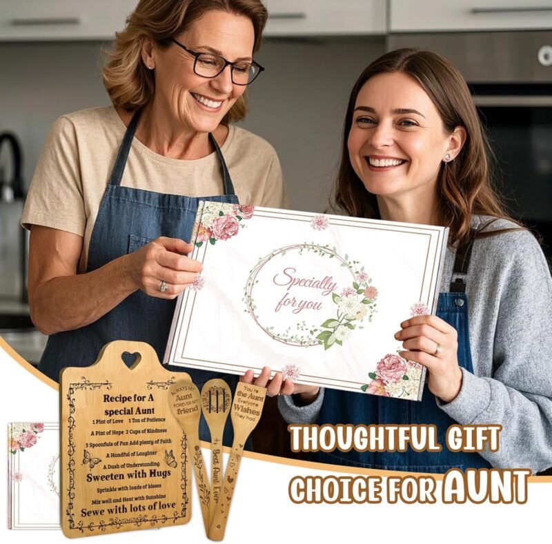 Personalized Aunt Gift, Recipe for a Special Aunt Cutting Board Set, Birthday and Christmas Gift for Aunt, Bamboo Kitchen Utensils Set with Engraved Messages - Image 2
