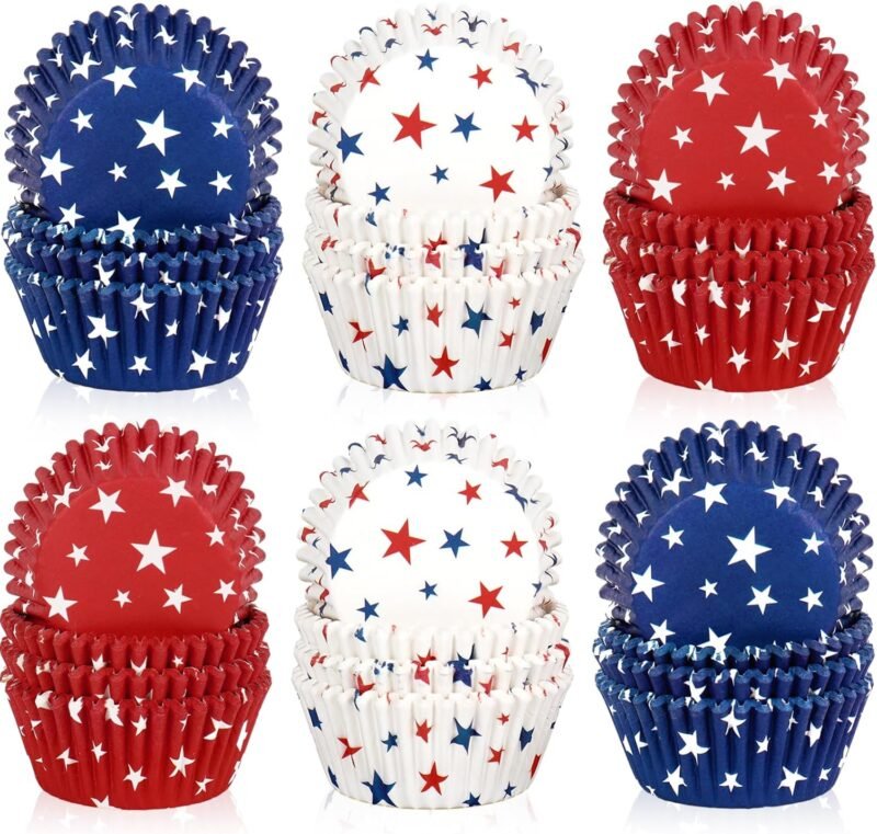 Whaline 600Pcs Patriotic Cupcake Liner Red White Blue Star Paper Baking Cup 4th of July Muffin Liner Cake Storage Container for Independence Day Party DIY Craft, 2 x 1.2 Inch