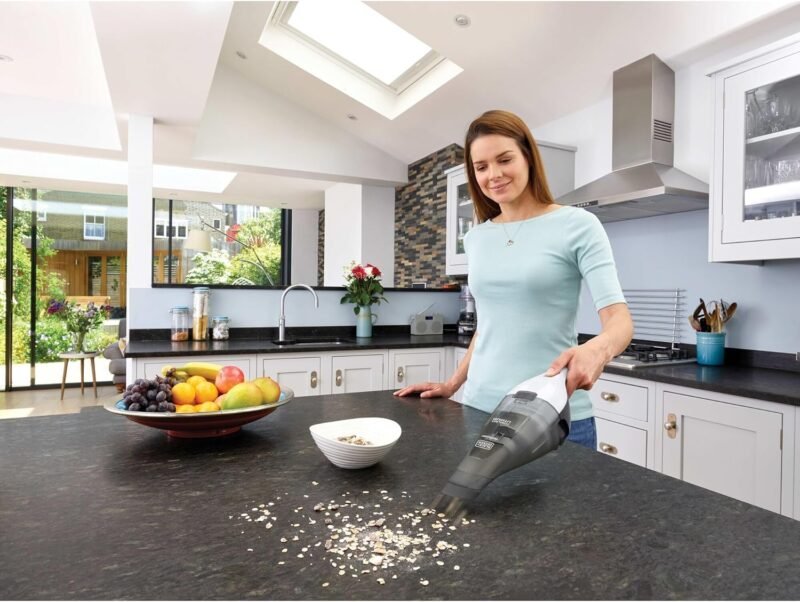 BLACK+DECKER dustbuster QuickClean Cordless Handheld Vacuum (HNVC215B10) - Image 8