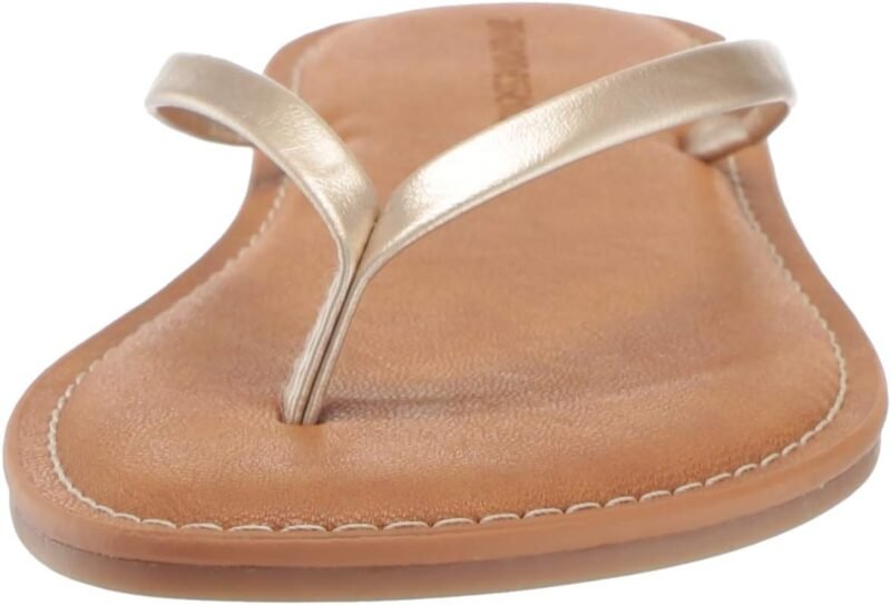 Amazon Essentials Women's Thong Sandal - Image 2