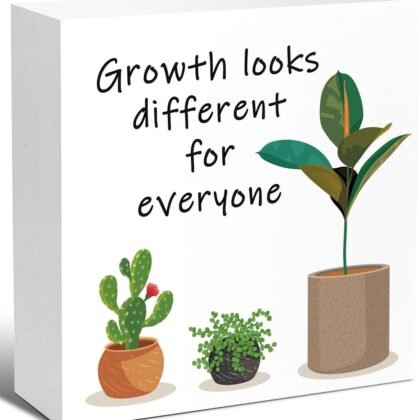 LVQHI Inspirational Wood Block Sign,Growth Looks Different for Everyone Plant Motivational Wooden Block Sign for Home Bedroom Office Desk Table Decor,Inspirational Cheer Up Gift for Coworker Friend