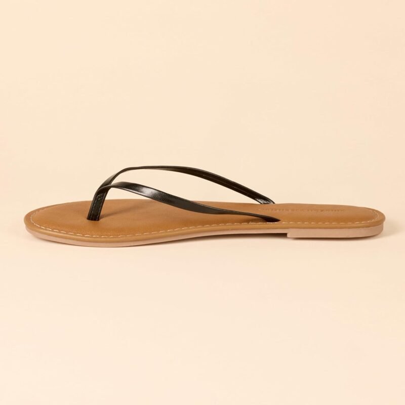 Amazon Essentials Women's Thong Sandal - Image 4