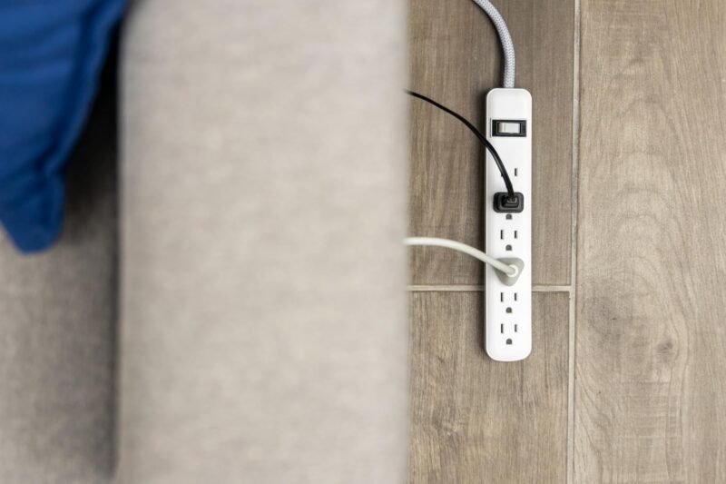GE 6-Outlet & 2-Outlet Surge Protector Combo Pack with 2 USB-C Ports, 245 Joules, 2ft Braided Cords, Flat Plugs, ETL Certified, White, 86076 - Image 5