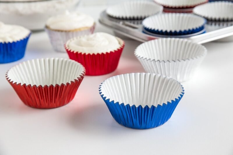 Fox Run Patriotic Foil Muffin and Cupcake Liners, Set of 45, Standard Size Wrappers - Image 7