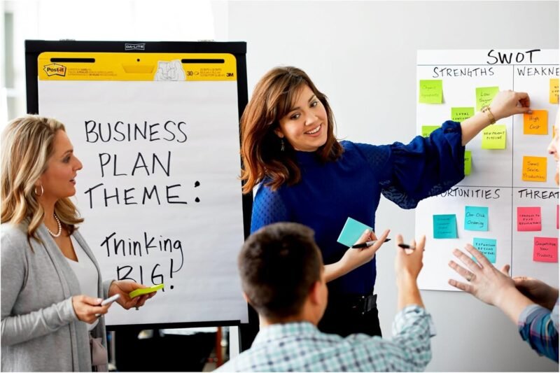 Post-it Super Sticky Easel Pad 25 x 30 Inches 30 Sheets/Pad 2 Pads (560) Large White Grid Premium Self Stick Flip Chart Paper Super Sticking Power - Image 15