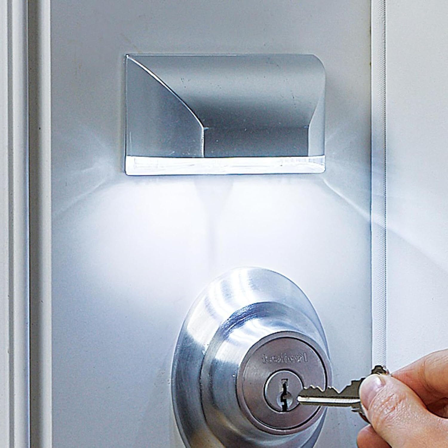 Door Key Light - Auto PIR Keyhole LED, Motion-Activated for Dark Environments - Image 7