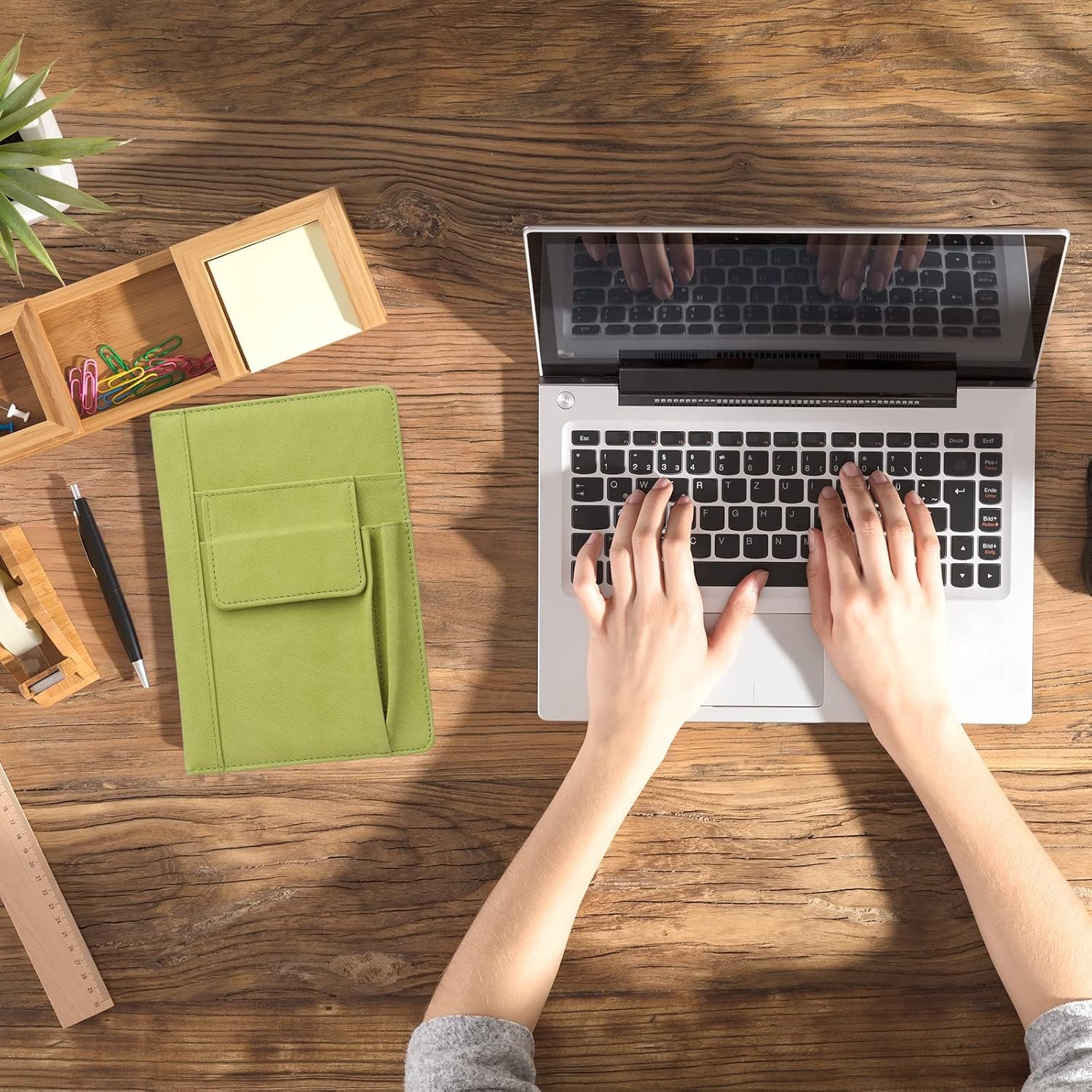 Refillable Lined PU Leather Journal Notebook, A5 Size Journal for Women Men,100gsm 200 Pages Thick Paper Notebooks with Pockets, Daily Premium Notebook for Note Taking, Meeting (green) - Image 3