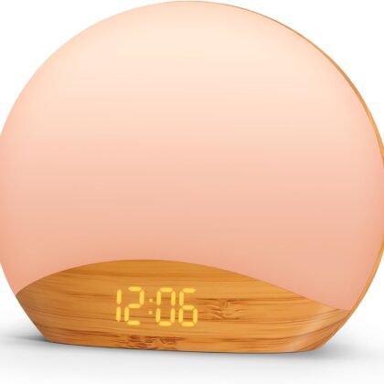 REACHER Wood Grain Sunrise Alarm Clock and Sound Machine Nightlight, Digital Dimmable Clock for Bedroom, 26 Sleep Sounds, White Noise Machine for Baby, Adults, Wake Up Light Alarm Clock for Kids
