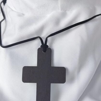 The Nun Mask,Halloween Nun Mask,Scary Full Nun Mask with cross necklace,Creepy Nun Mask is Perfect for Cosplay Halloween,and Movie Premiere.