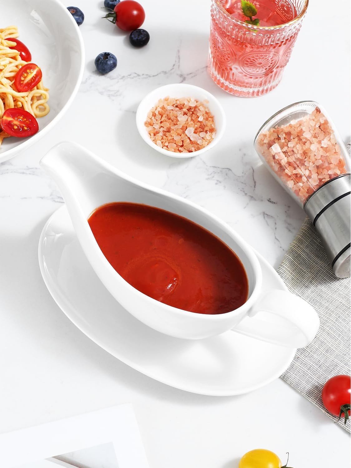 Yedio 18 oz Gravy Boat with Saucer, Large White Ceramic Gravy Boat, Boat and Tray for Turkey Beef Sauce, Salad Dressing, Creamer, Milk, Broth,Microwave and Dishwasher Safe - Image 6