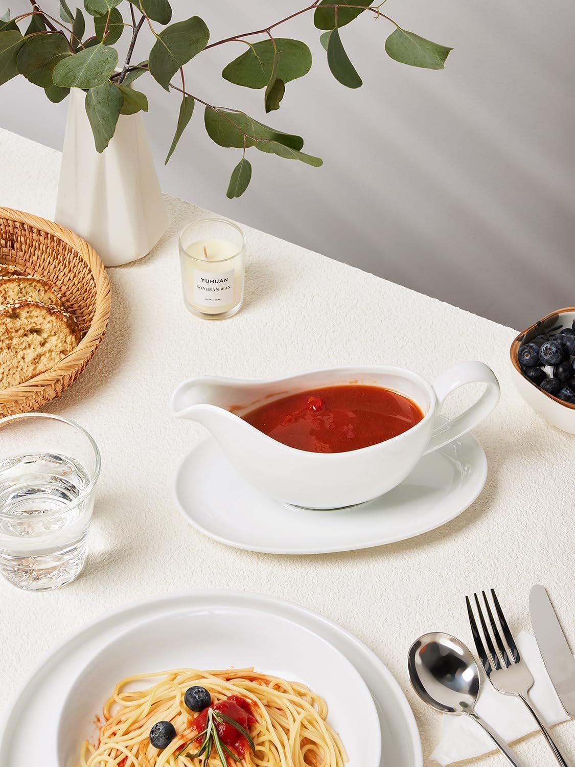 Yedio 18 oz Gravy Boat with Saucer, Large White Ceramic Gravy Boat, Boat and Tray for Turkey Beef Sauce, Salad Dressing, Creamer, Milk, Broth,Microwave and Dishwasher Safe - Image 4