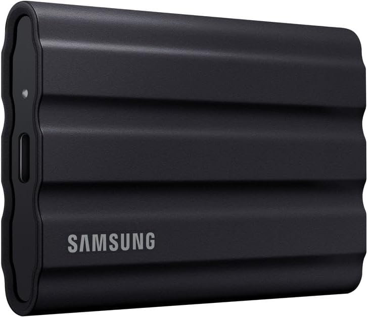 Samsung Portable SSD T7 Shield, 1TB, USB 3.2 Gen.2, 1050MB/s Read, 1000MB/s Write, Robust External Hard Drive Outdoor for Mac, PC and Smartphone, Black, MU-PE1T0S/EU - Image 4