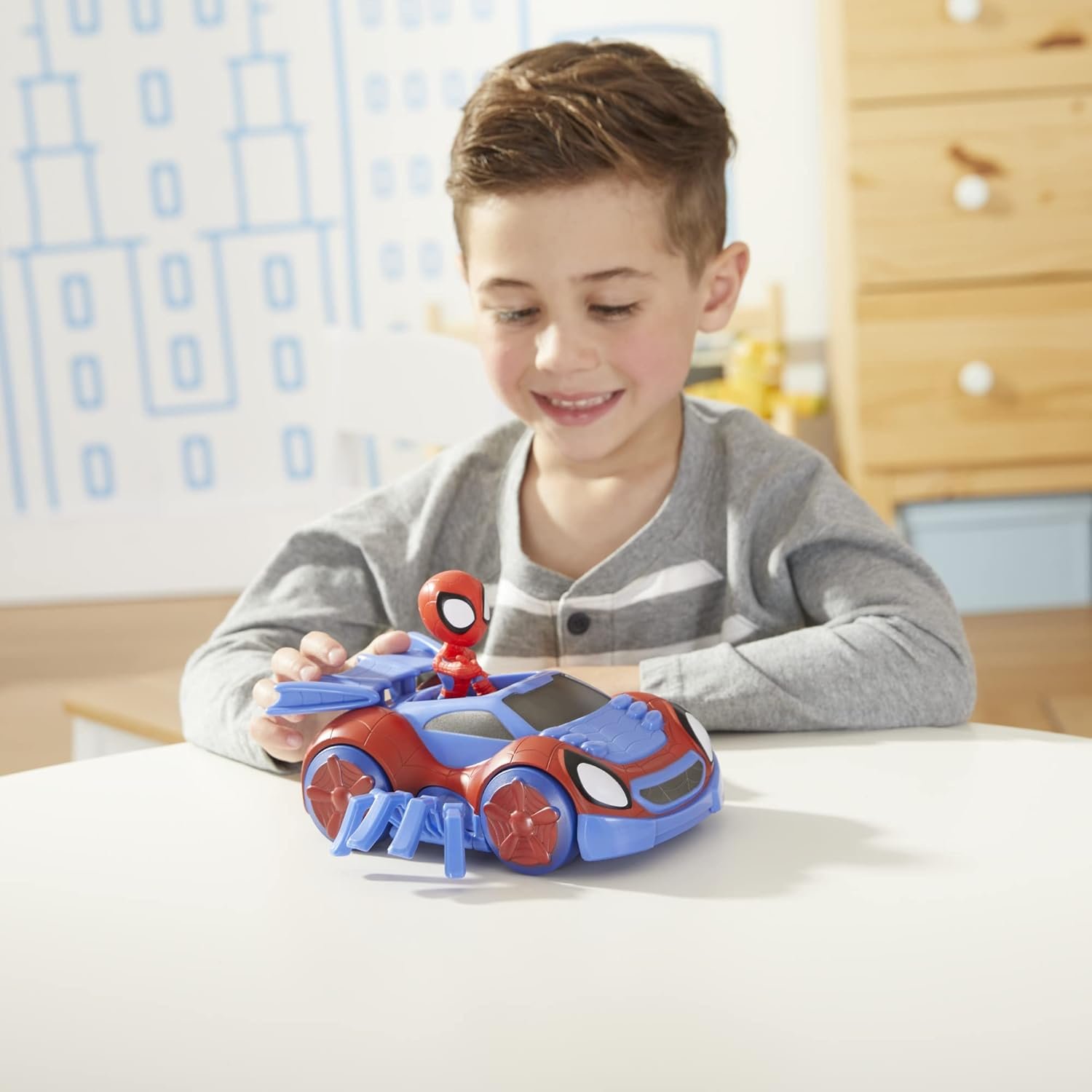Spidey and His Amazing Friends Marvel Change 'N Go Web-Crawler and Spidey Action Figure, 2-in-1 Vehicle, 4-Inch , for Kids Ages 3 and Up - Image 7