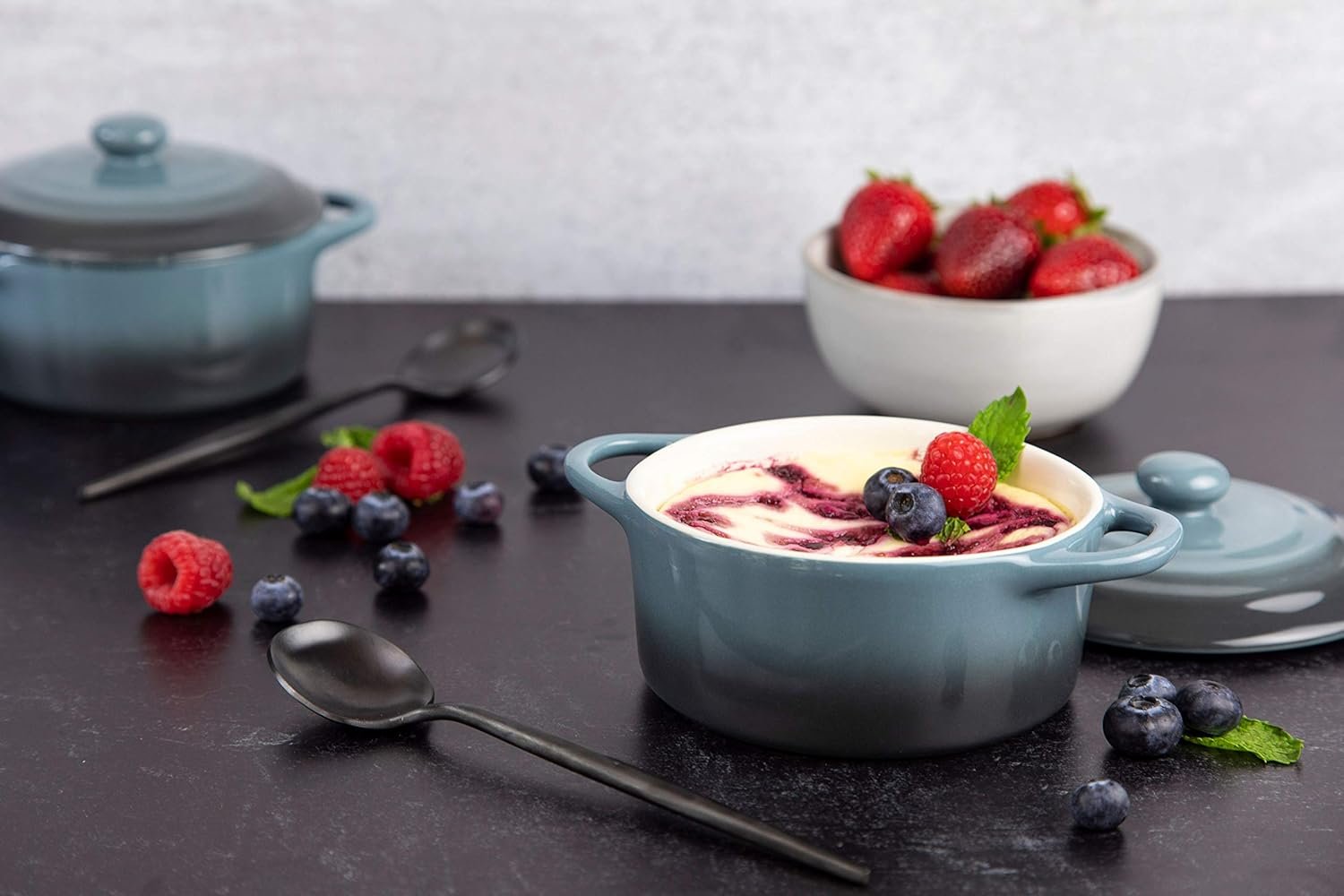 Kook Ceramic Mini Cocotte Set, Small Casserole Dishes with Lids and Handles, Individual Baking Ramekins, Oven, Microwave & Dishwasher Safe, Stoneware, 12 oz, Set of 4 (Stone Ombre) - Image 6