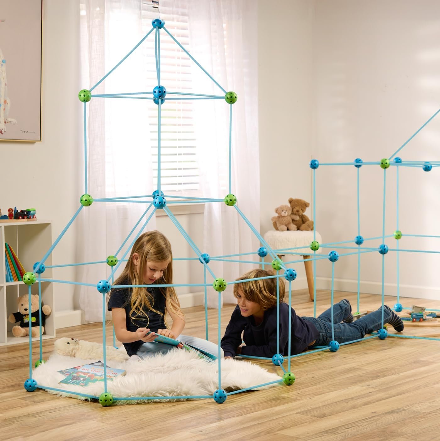 132 Piece Fort Building Kit - Indoor Play Engineering Set with Connecting Sticks & Balls - Creative STEM Building Toys for Kids Play Spaces, Tents & Hideouts - Image 4