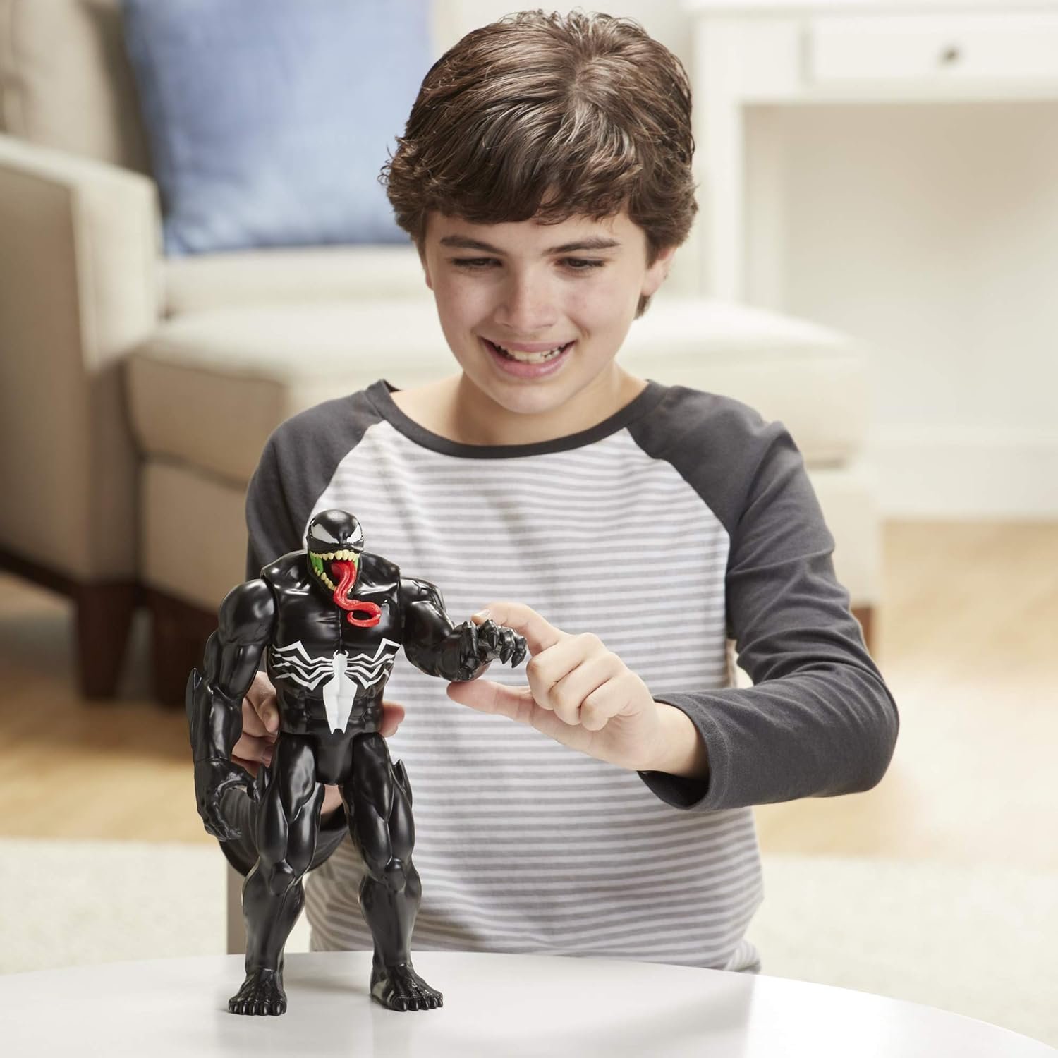 Spider-Man Maximum Venom Titan Hero Venom Action Figure, Inspired by The Marvel Universe, Blast Gear-Compatible Back Port, Ages 4 and Up, Black - Image 7