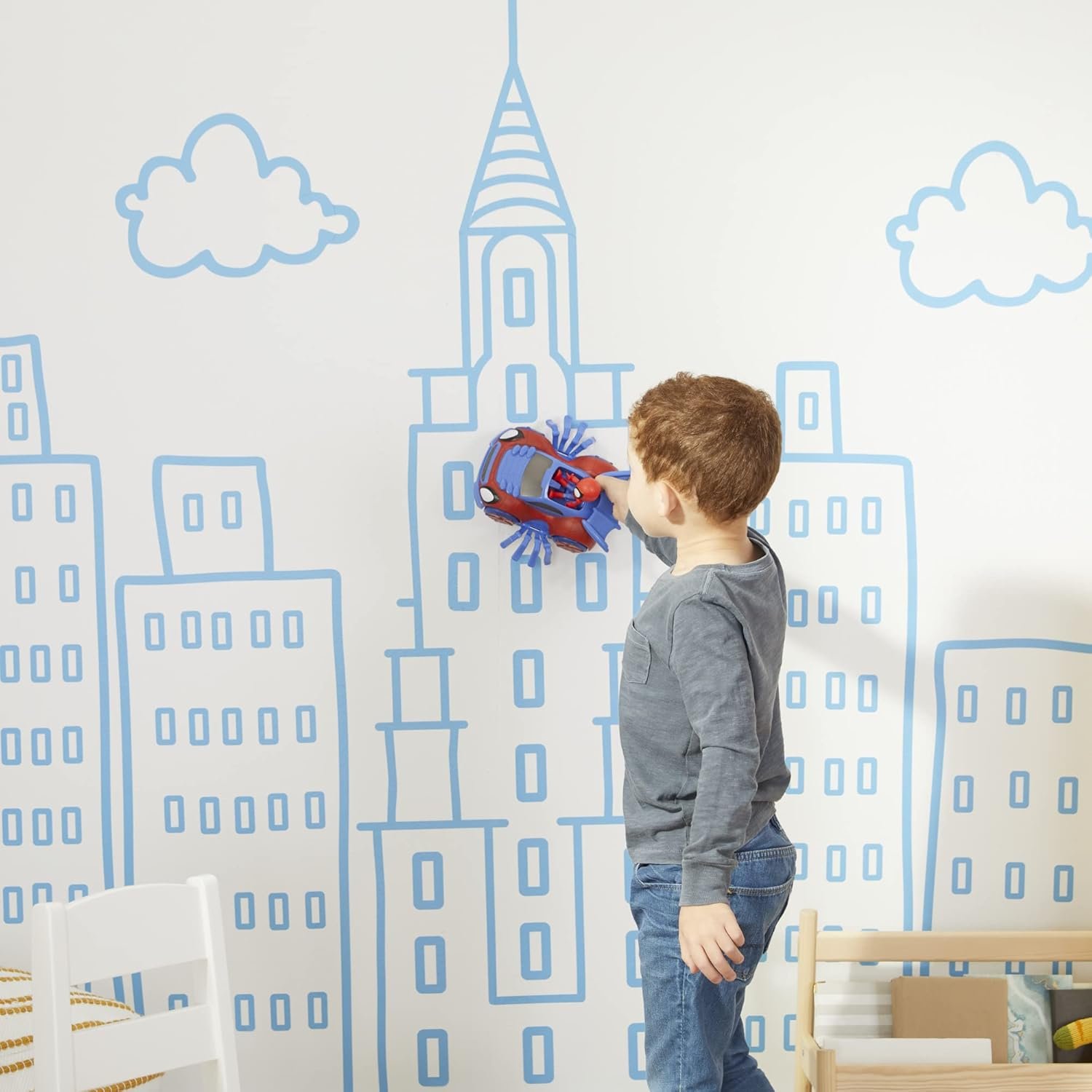 Spidey and His Amazing Friends Marvel Change 'N Go Web-Crawler and Spidey Action Figure, 2-in-1 Vehicle, 4-Inch , for Kids Ages 3 and Up - Image 11