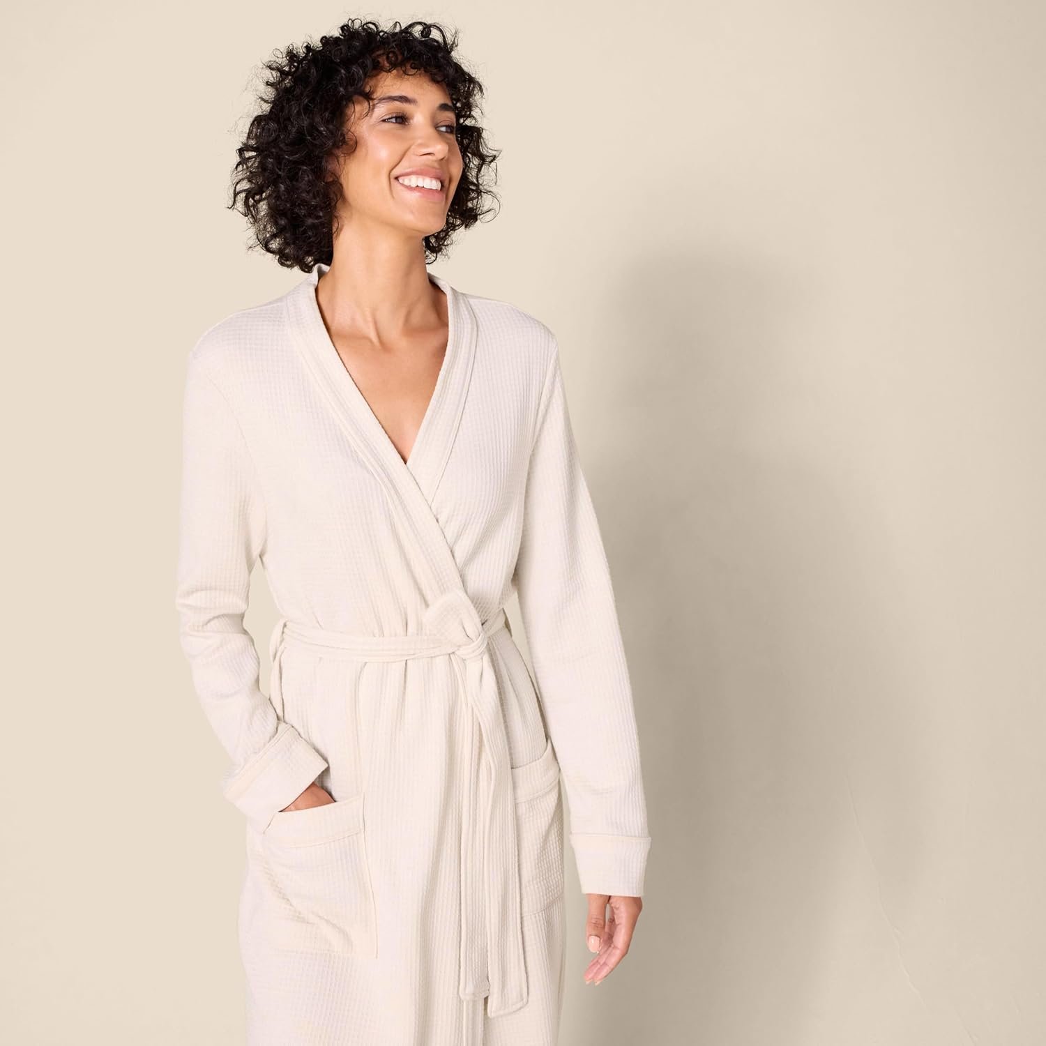 Amazon Essentials Women's Lightweight Waffle Full-Length Robe (Available in Plus Size) - Image 4