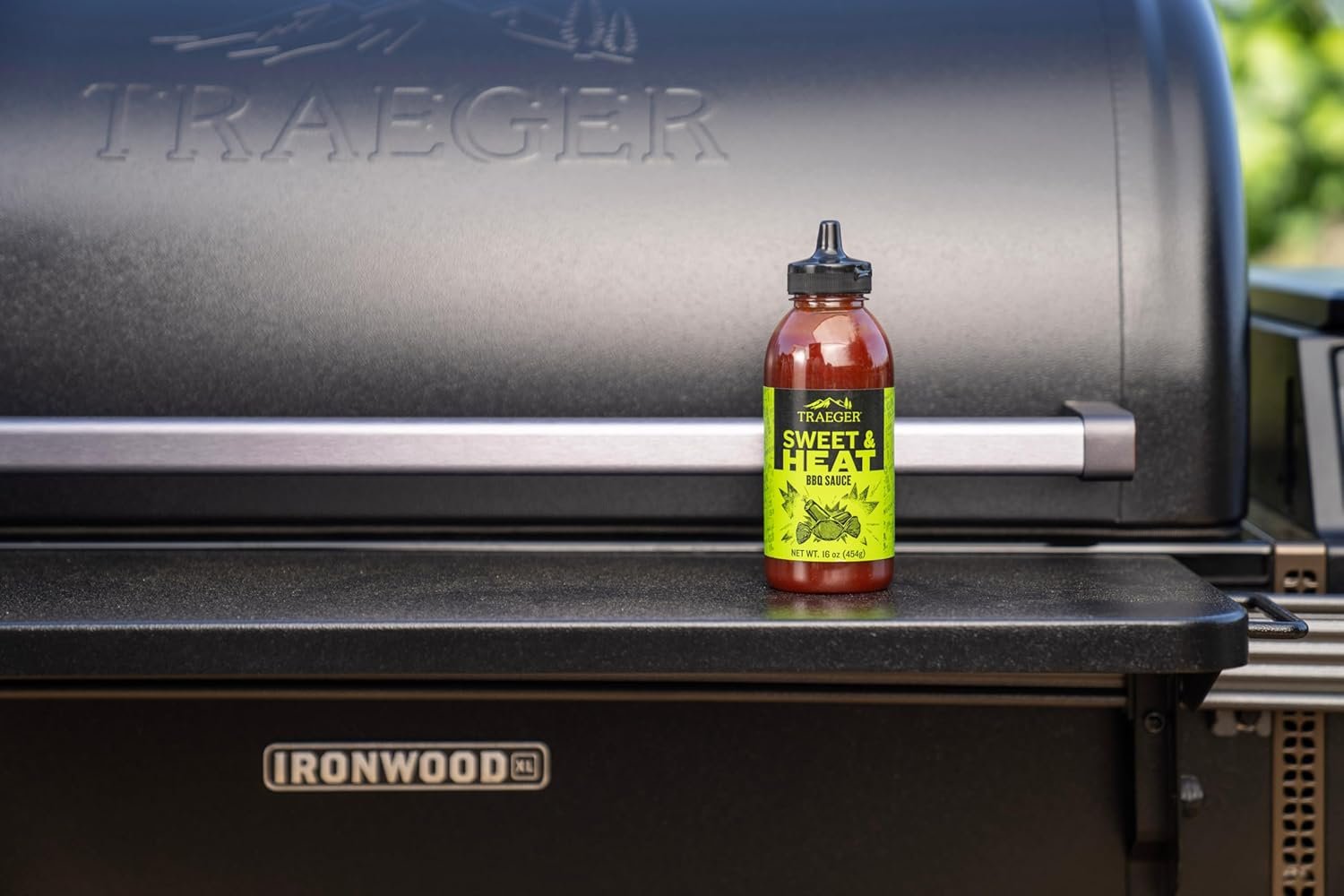 Traeger Grills SAU065 Sweet & Heat BBQ Sauce - Image 4