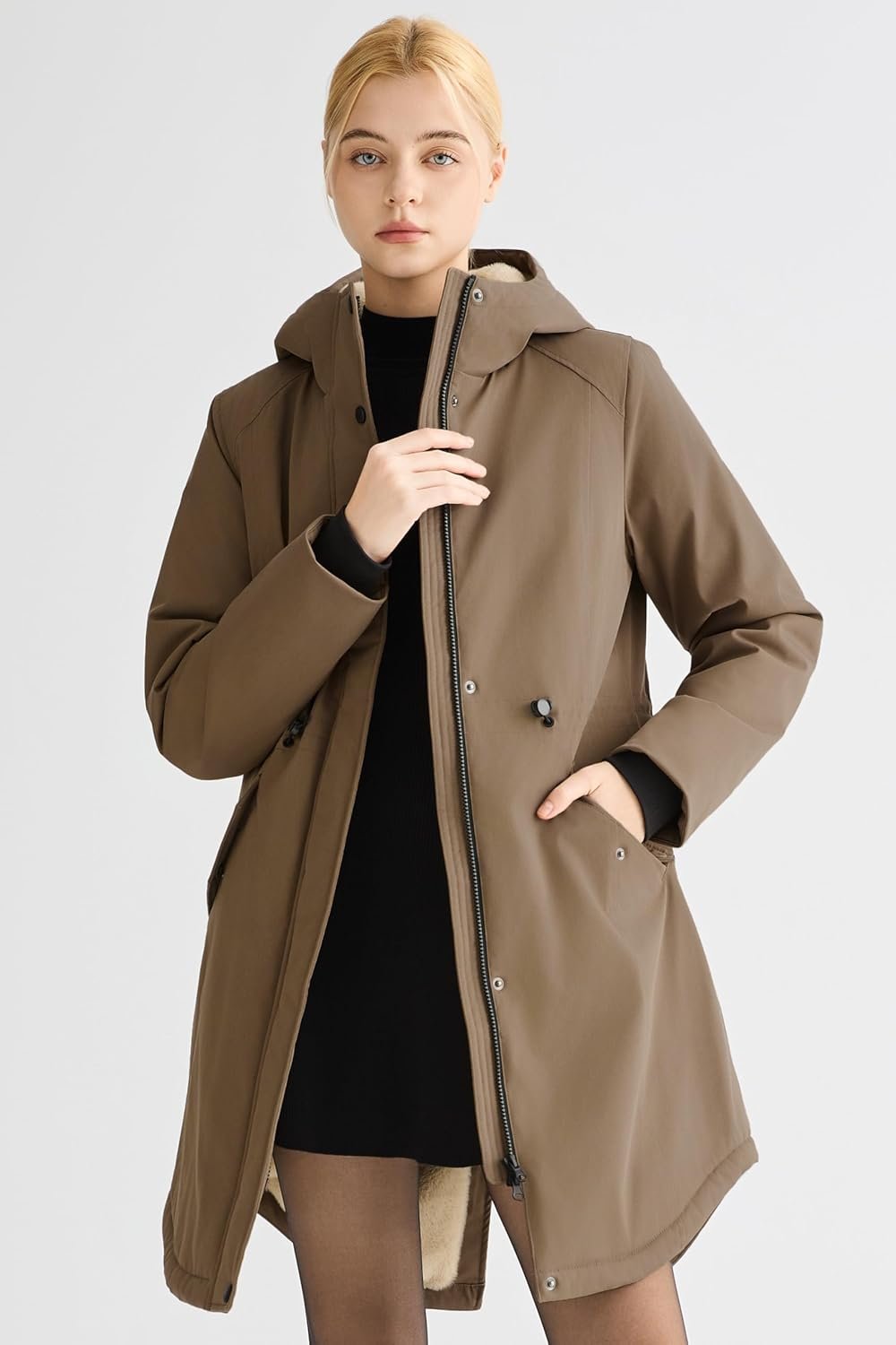 Orolay Winter Coat for Women Thicken Fleece Lined Parka Waterproof Long Warm Puffer Jacket Hooded with Pockets - Image 4