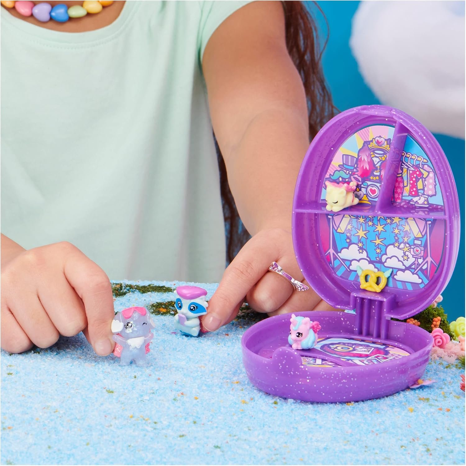 Hatchimals CollEGGtibles, Playdate Pack with Egg Playset, 4 Characters and 2 Accessories (Style May Vary), Kids Toys for Girls Ages 5 and up - Image 6