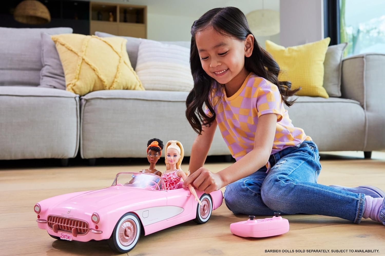 Barbie Hot Wheels RC Corvette from The Movie, Full-Function Remote-Control Toy Car Holds 2 Dolls - Image 2