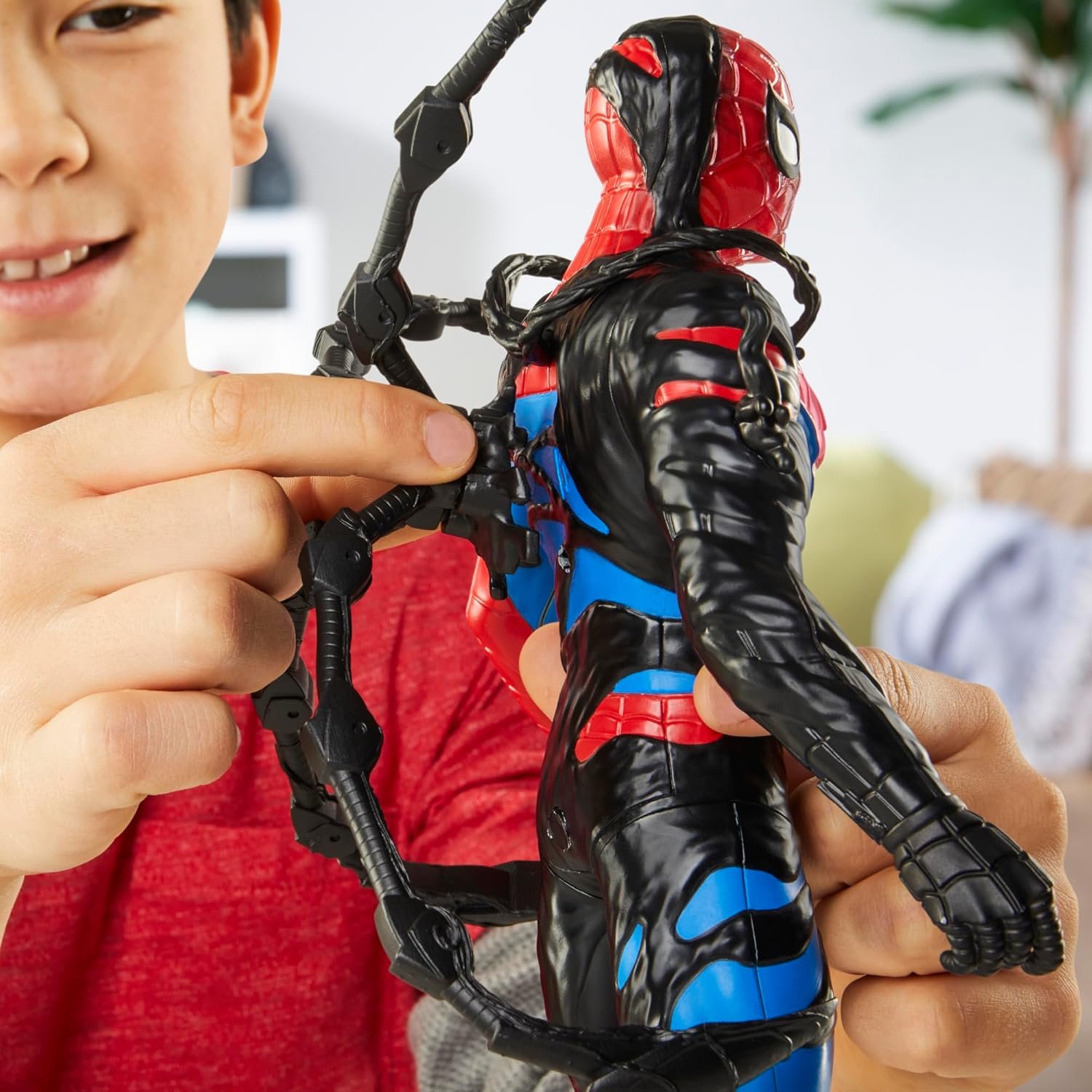 Marvel Spider-Man VenomVersus Spider-Man Liquid Shifter Action Figure with Accessories, 11-Inch-Scale Super Hero Toys for Kids Ages 4 and Up - Image 6