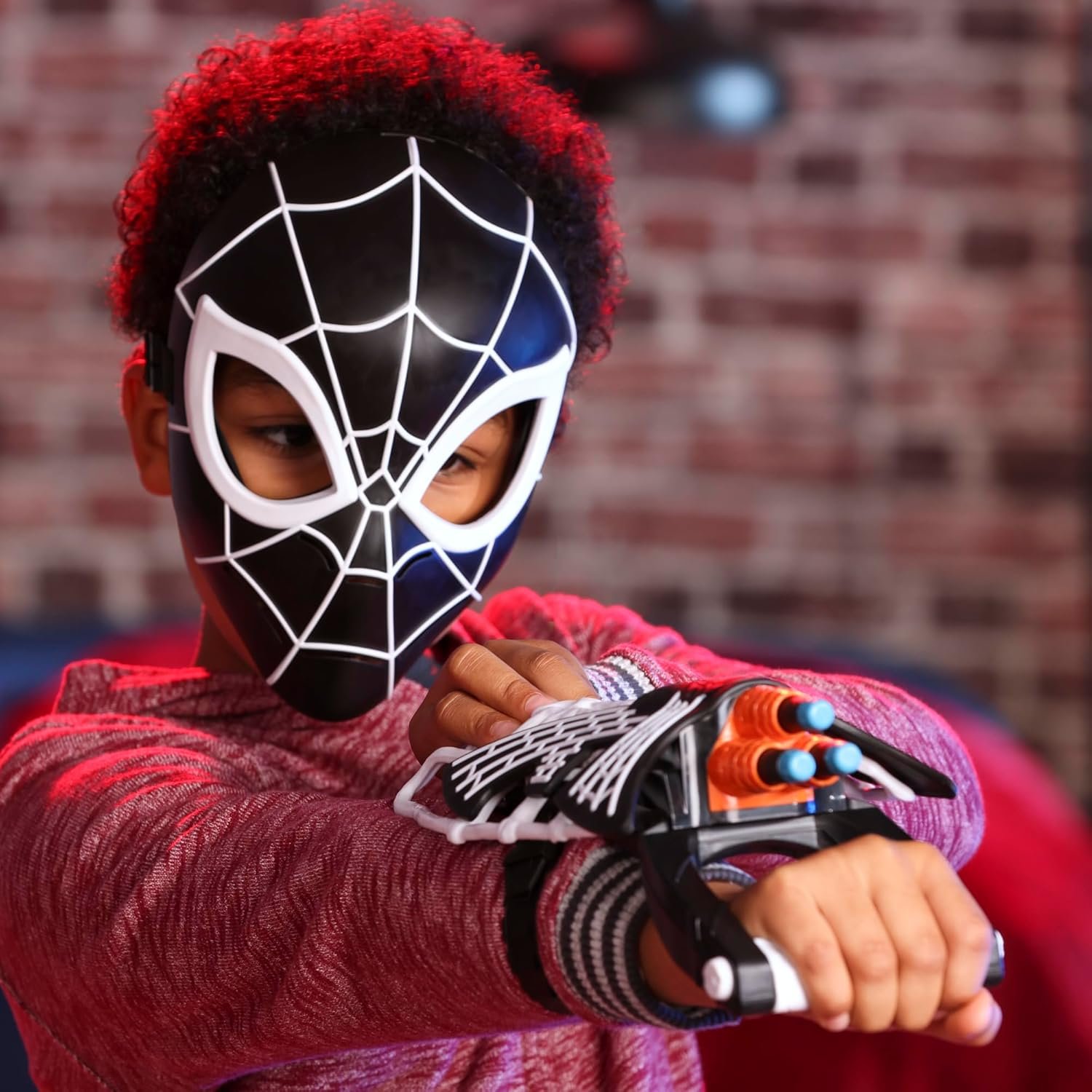 SPIDER-MAN Marvel Symbiote Tri-Shot Blaster & Mask, Role Play Gauntlet & Mask for Costume Additions, Super Hero Toys, Kids, Ages 5+ - Image 6