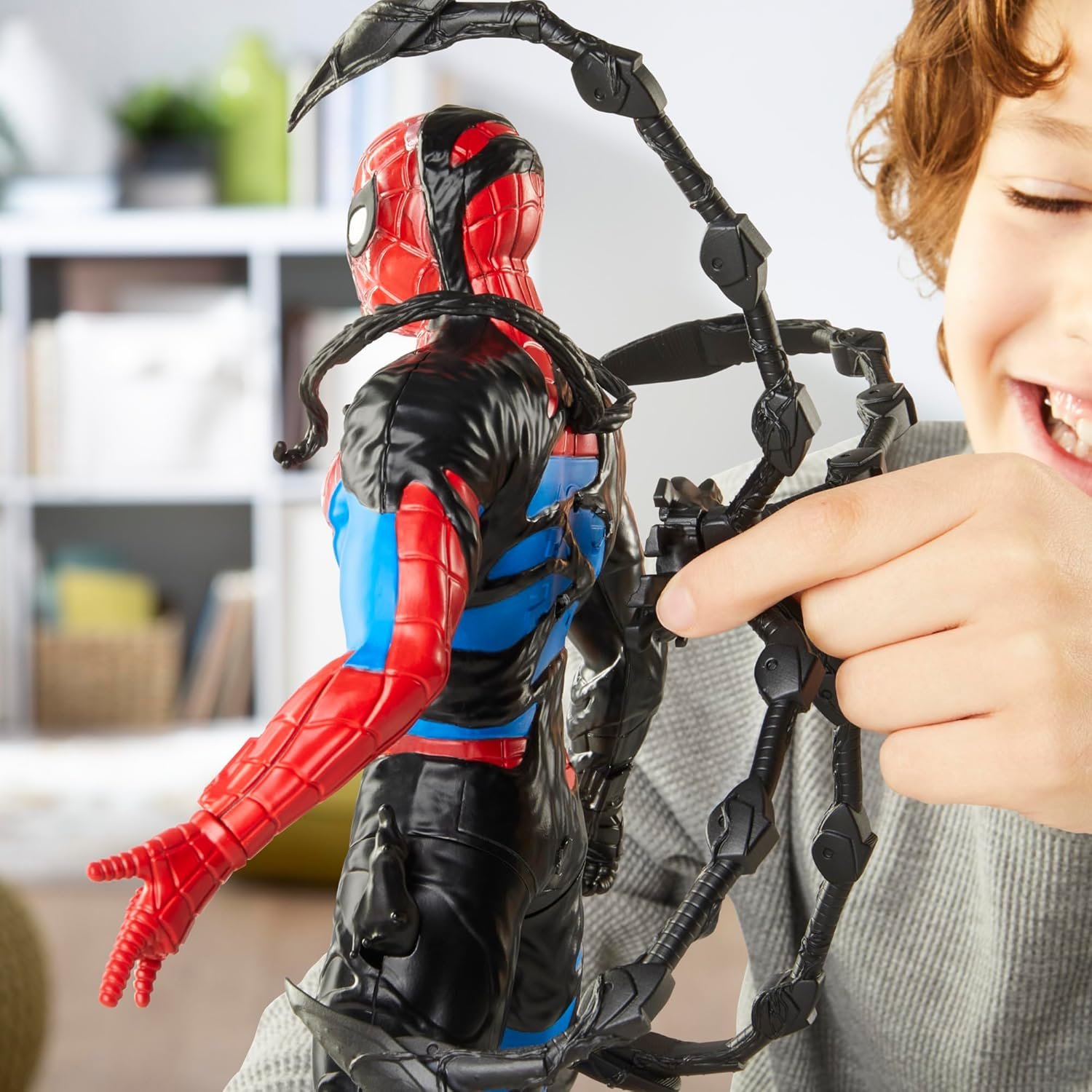 Marvel Spider-Man VenomVersus Spider-Man Liquid Shifter Action Figure with Accessories, 11-Inch-Scale Super Hero Toys for Kids Ages 4 and Up - Image 12