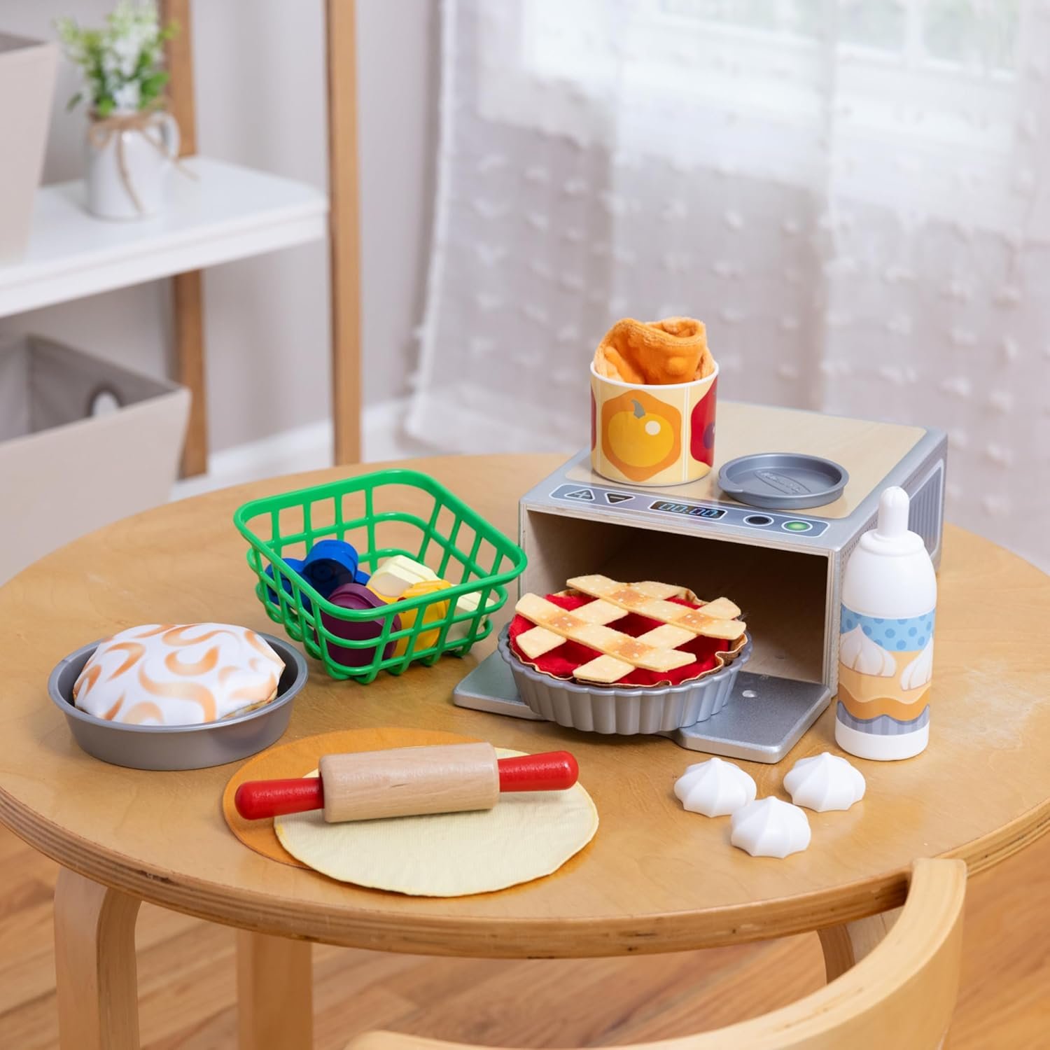 Melissa & Doug Make and Bake Pies Pretend Play Food Set and Wooden Oven with Squishy Dough for Ages 3+ - FSC Certified - Image 9