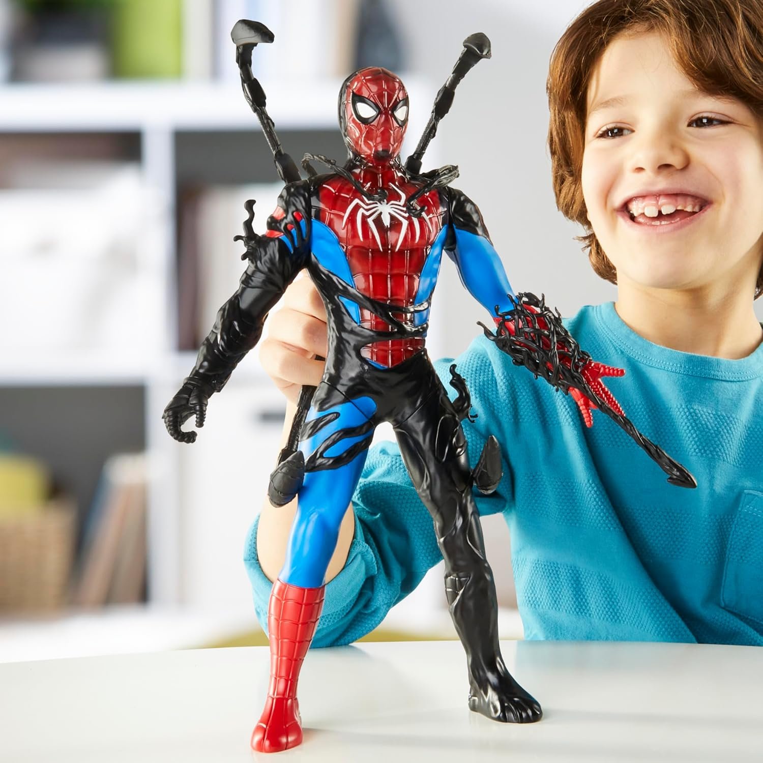 Marvel Spider-Man VenomVersus Spider-Man Liquid Shifter Action Figure with Accessories, 11-Inch-Scale Super Hero Toys for Kids Ages 4 and Up - Image 9