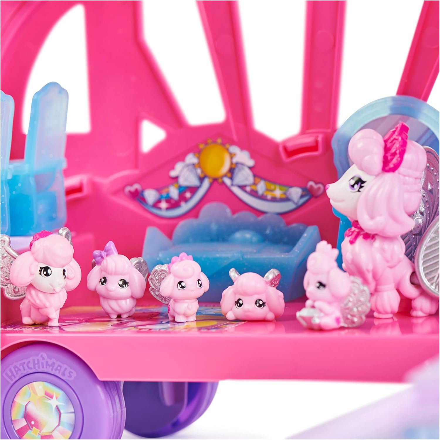 HATCHIMALS - Surprise Family Rainbow Camper Car Playset - Transformable Camper Van for New Adventures with Collectable Hatchimals Figures - Family Theme - Children's Toy 5+ - Image 4