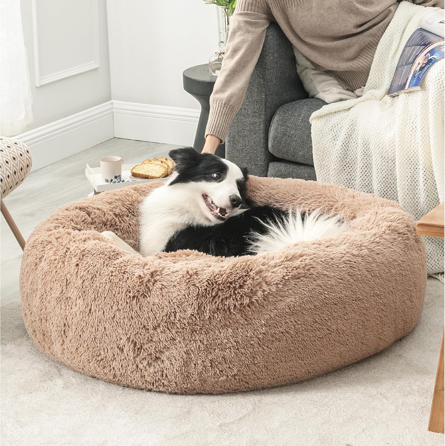 Bedsure Calming Dog Beds Large Sized Dog - Donut Washable Large Pet Bed, 36 inches Anti-Slip Round Fluffy Plush Faux Fur Dogs Bed, Fits up to 80 lbs Pets, Camel - Image 4