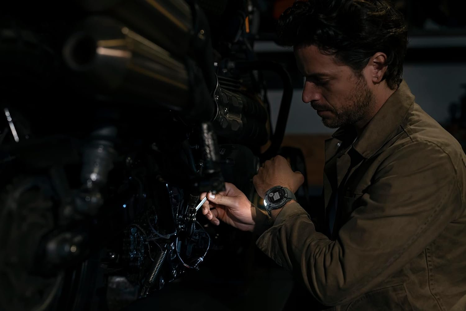 Garmin Instinct 2X Solar - Tactical Edition, Rugged GPS Smartwatch, Built-in Flashlight, Ballistics Calculator, Solar Charging Capability, Coyote Tan - Image 8