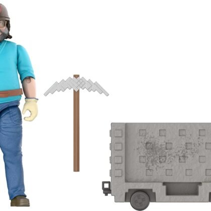 Mattel Minecraft Action Figure Set, Explosive Minecart Escape with 4-inch Steve & Mining Accessories, Toy Collectible Inspired by The Movie