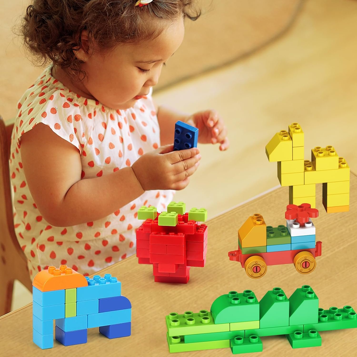 Cutedeer 258 Piece Classic Big Building Blocks Set for Kids Toddlers Compatible with All Major Brands, Large Building Bricks STEM Toys with Gift Box for All Ages Boys Girls - Image 4