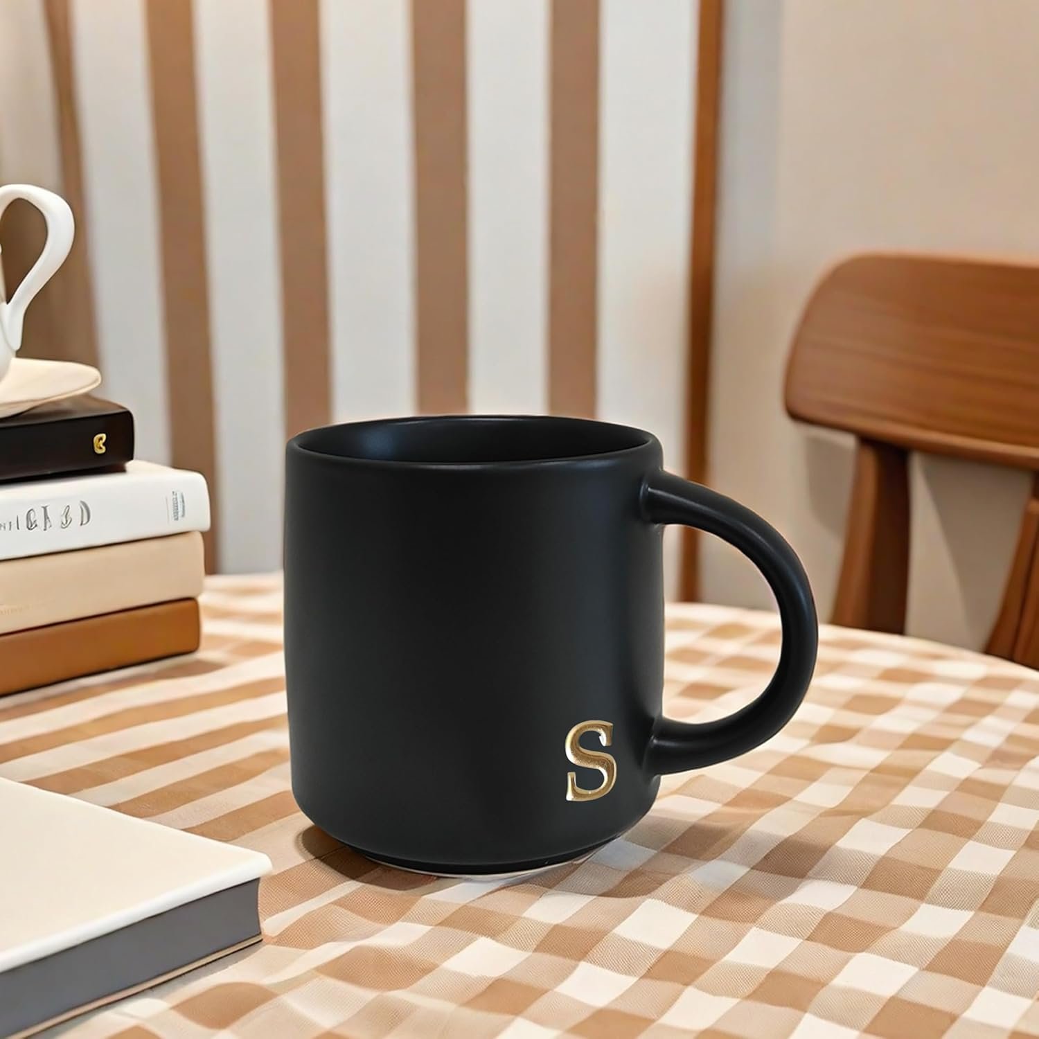COLLECTIVE HOME - Black Monogram Ceramic Mugs, 15 oz Golden Initial Coffee Cups, Elegant Alphabet Tea Mugs, Personalized Halloween Mug with Gift Box, Perfect for Office and Home Décor (s) - Image 4