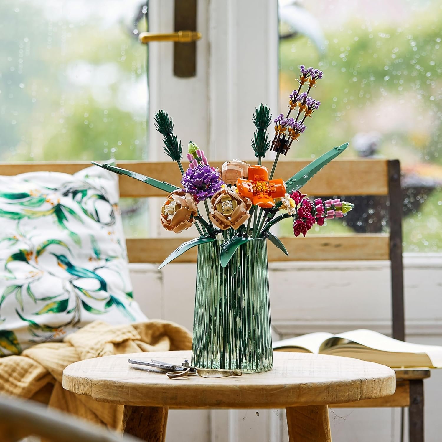 LEGO Botanicals Flower Bouquet Building Set - Artificial Flowers for Decoration for Home and Display, Ages 18+ - for Table, Desk, Office - Gift for Birthdays - 10280 - Image 10