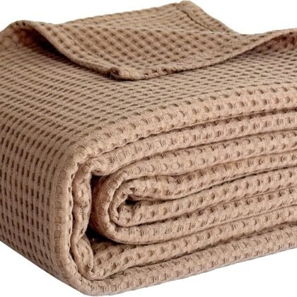 Simple&Opulence 100% Cotton Waffle Weave Throw Blanket 40"x50", Soft Lightweight Breathable Cozy Washed, Layer Blanket for Couch Bed Sofa, Farmhouse Home Decor for Adults All-Season, Light Brown