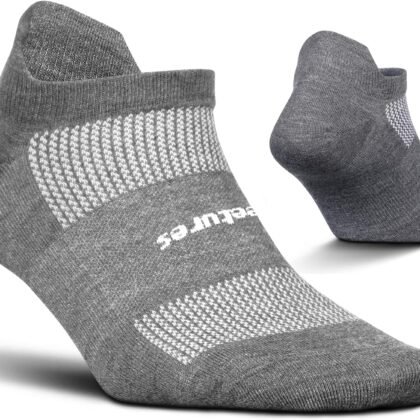 Feetures High Performance Ultra Light Ankle Sock - No Show Socks for Women & Men with Heel Tab