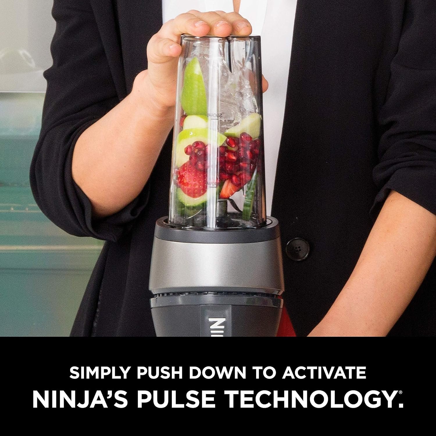 Ninja Fit Compact Personal Blender, Portable Blender for-Smoothies, Shakes, Food Prep, and Frozen Blending, 700-Watt Base, (2) 16-oz. Cups and Spout Lids, Black QB3001SS - Image 3