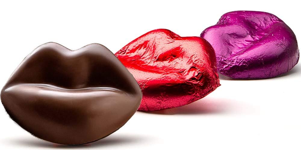 Madelaine Milk Chocolate Lips Candy - Individually Wrapped Valentine’s Day Chocolate Treats, Bulk Valentines Candy for Kids Classroom, Gifts for Him & Her, 12 Oz - Image 7