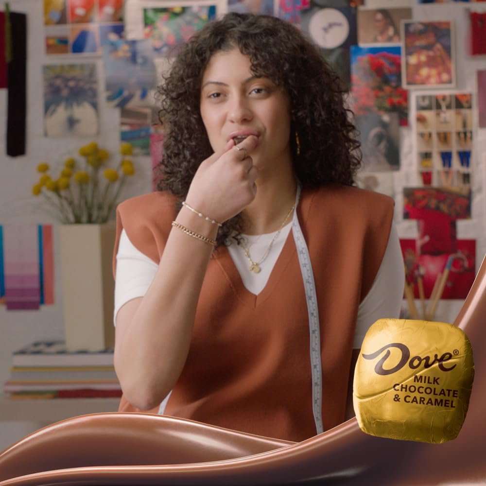 DOVE PROMISES Milk Chocolate & Caramel Candy, Chocolates Individually Wrapped, Candy Bulk Bag, 12.67 Oz Large Bag - Image 6